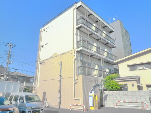 菊田マンションの建物外観
