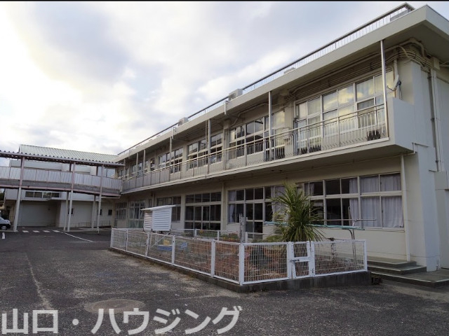 【杉田ビルの中学校】