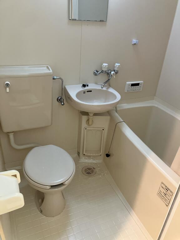 コンバウス盛南のトイレ写真
