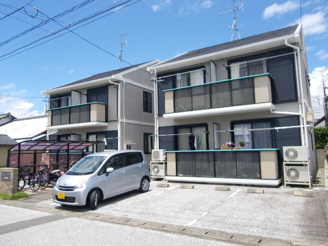 サンビレッジ百石の建物外観