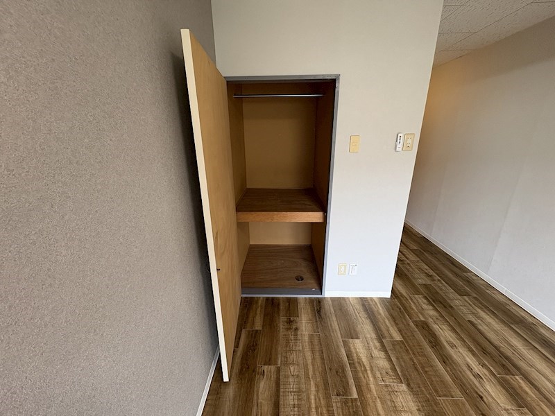 収納　奥行十分の収納スペース。