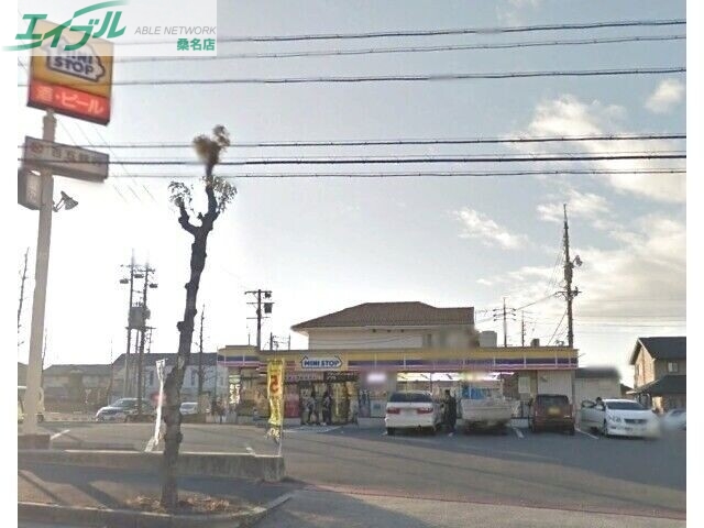 【桑名市野田のアパートのコンビニ】