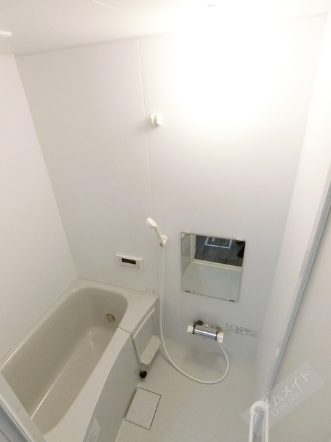 バス・シャワールーム　追い焚き付で寒い日も温まります♪