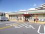 コンビニ　セブンイレブン堺東上野芝町2丁店（コンビニ）まで585m