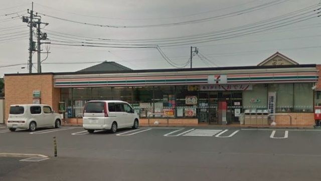 コンビニ　セブンイレブン伊勢崎昭和町店（コンビニ）まで400m
