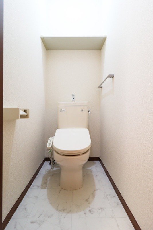 トイレ　図面と現状に相違がある場合には現状を優先