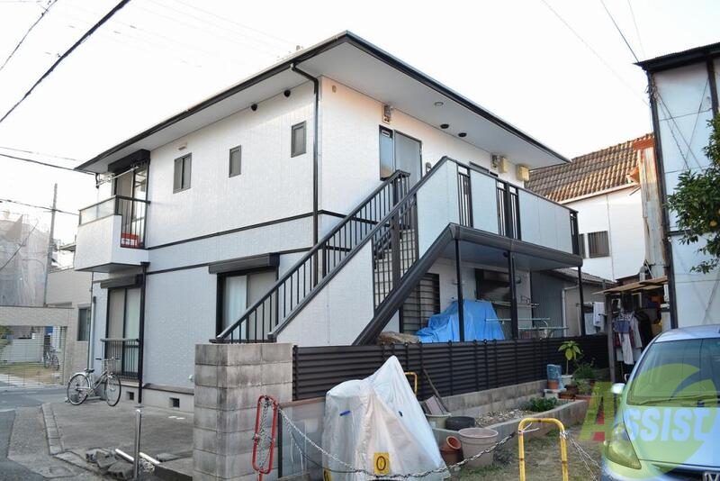 建物外観　コンパクトな外観ですね。