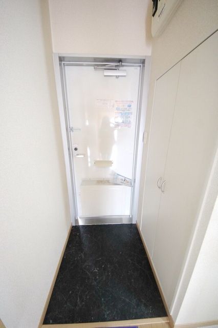 玄関　★見学希望等はタウンハウジング中央林間店までお気軽に♪★