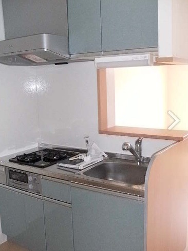 キッチン　同物件別部屋