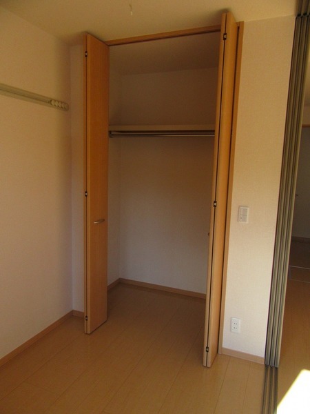 収納　同物件別部屋