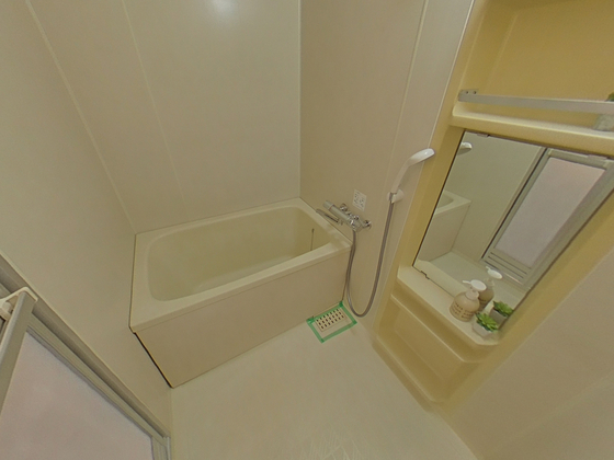 バス・シャワールーム　※別部屋の写真です