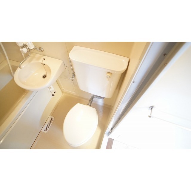 トイレ　トイレ