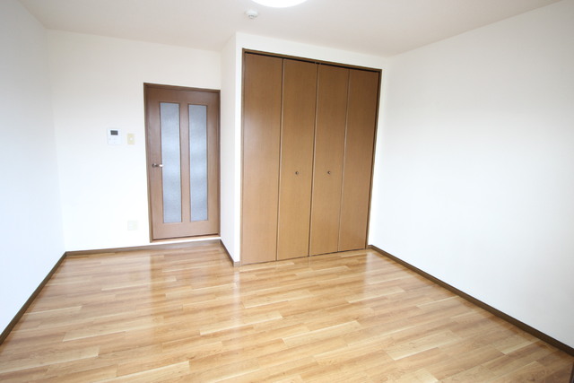 クレセント西山_内装_0