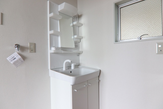 洗面設備　※別号室の参考写真です