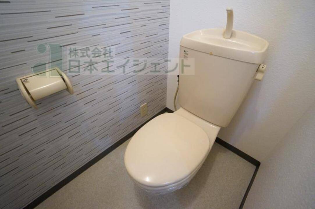 トイレ　トイレ