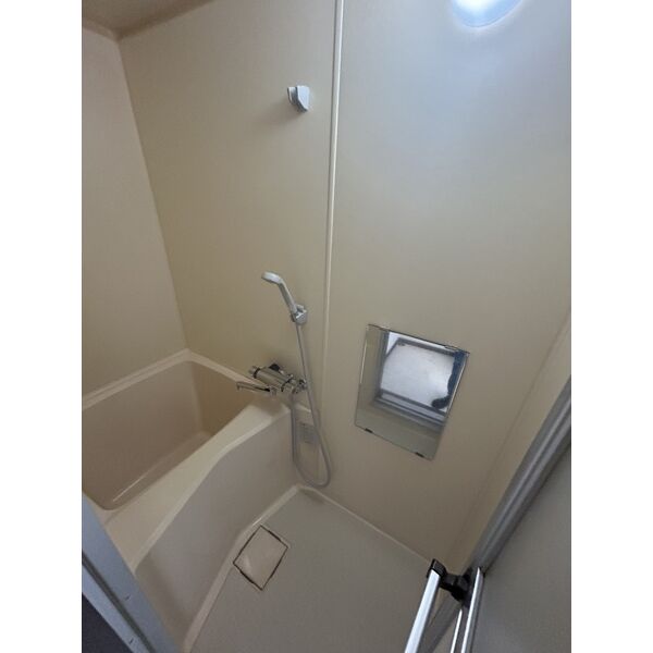 バス・シャワールーム　バスルーム