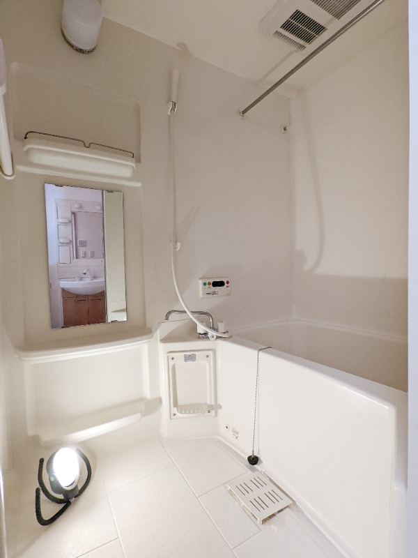 バス・シャワールーム　図面と現状に相違がある場合には現状を優先