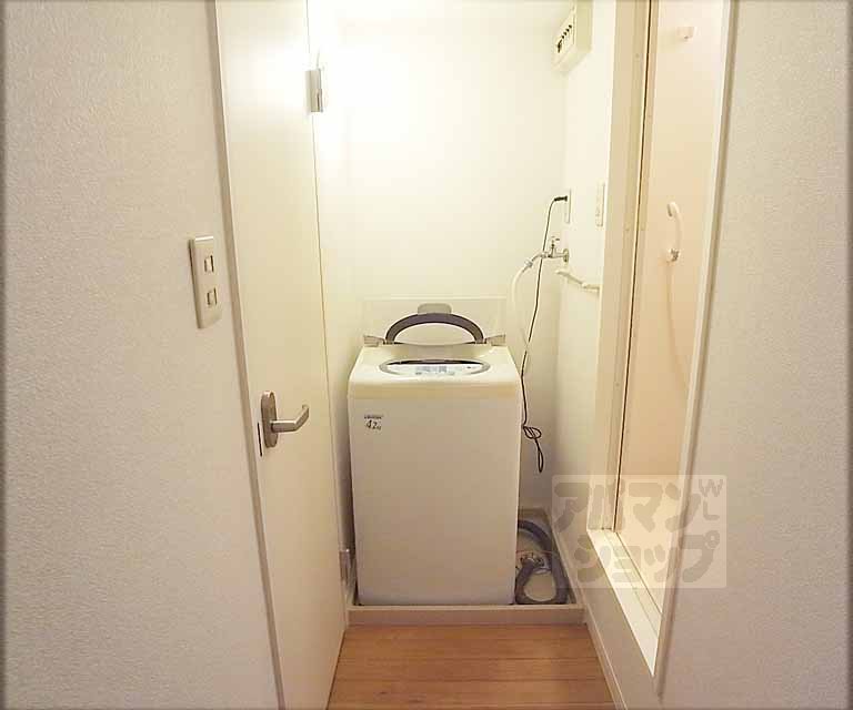 その他部屋・スペース　洗濯機です。