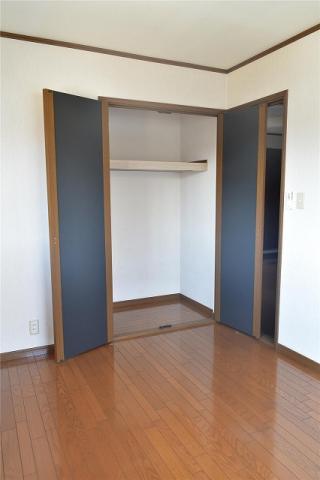 収納　※同タイプ部屋の写真です。