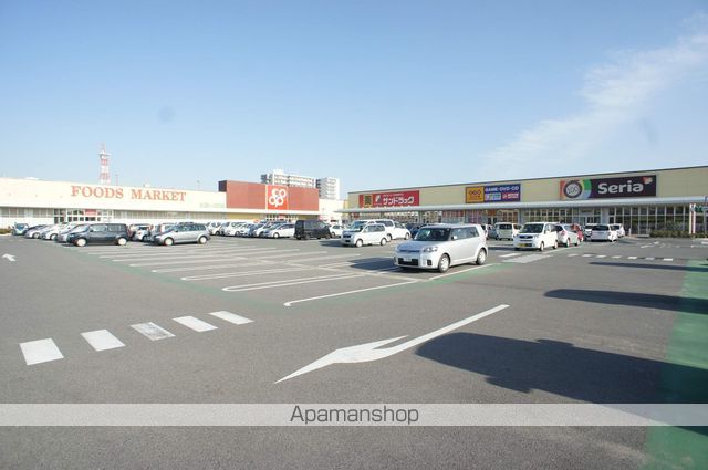 レンタルビデオ　ゲオ貝塚点（レンタルビデオ）まで824m