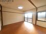 居室・リビング　洋室１０帖以上の大きなお部屋です！