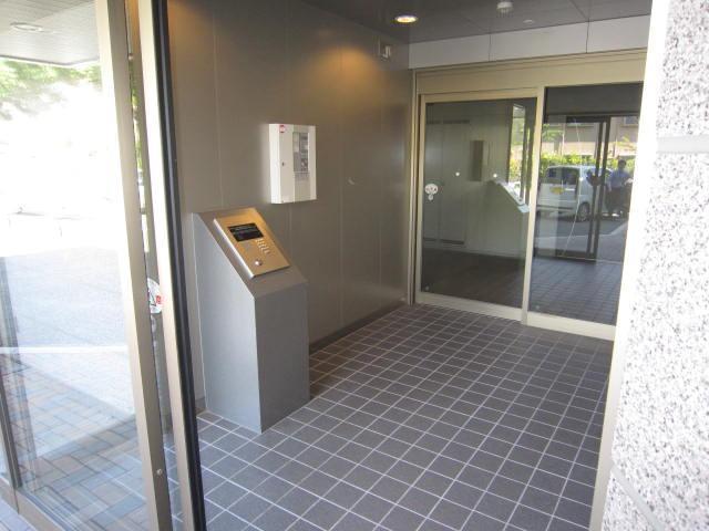 エントランス　エントランスホール