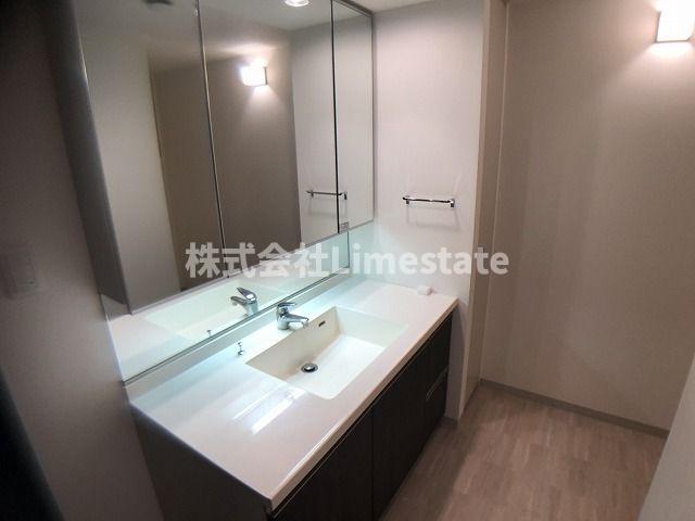 洗面設備　別部屋参考写真