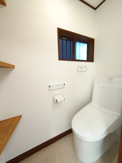 トイレ　トイレ