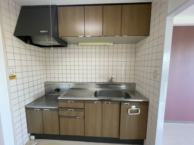 キッチン　※別号室の写真です。