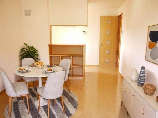 居室・リビング　CGで家具等を配置したもので家具等は含まれません