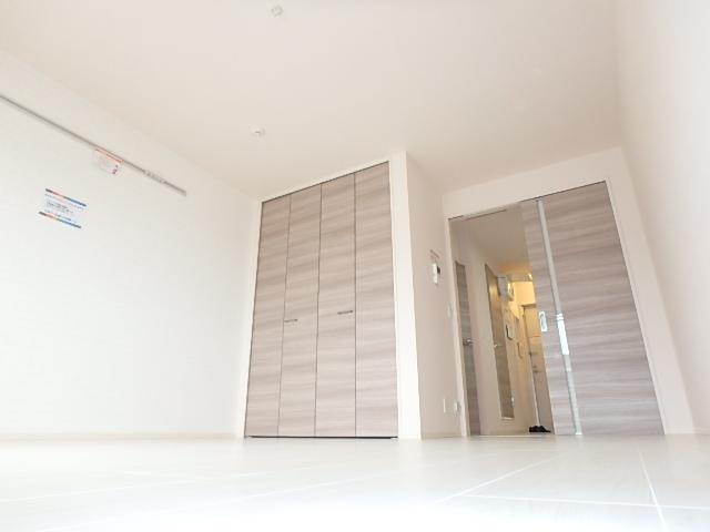 その他部屋・スペース　フローリングなのでお掃除楽チン。