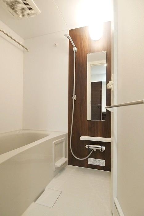 バス・シャワールーム　別部屋参考写真