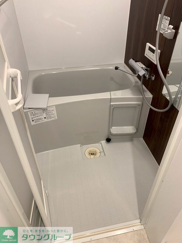 バス・シャワールーム　バス