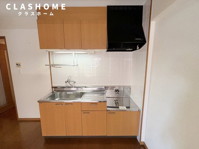 キッチン　同物件の別部屋になります。