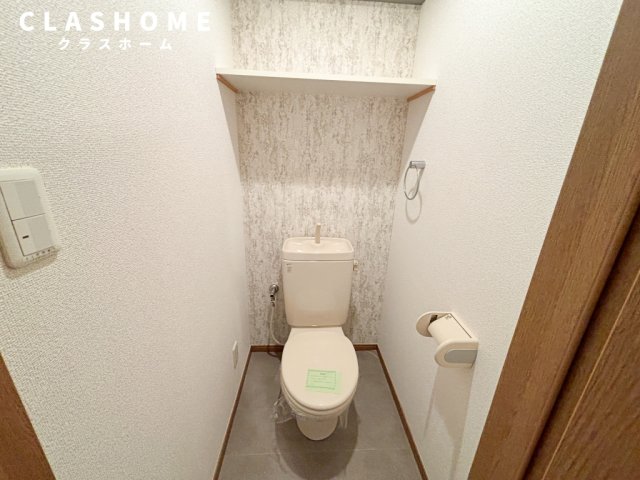 トイレ　同物件の別部屋になります。