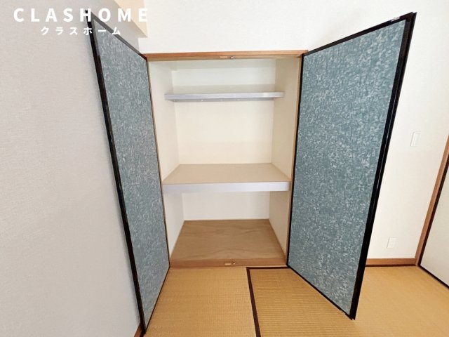 収納　同物件の別部屋になります。