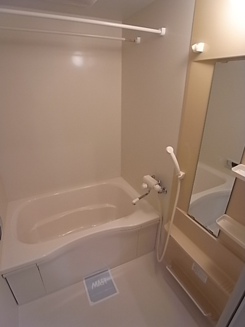 バス・シャワールーム　バスルーム