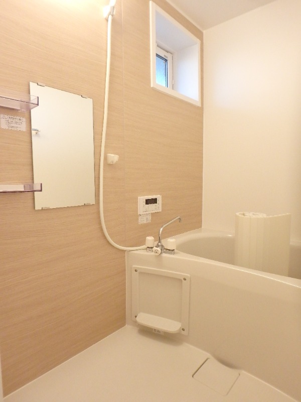 バス・シャワールーム　図面と現状に相違がある場合には現状を優先