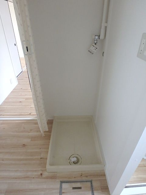 その他　406室の写真（反転あり）