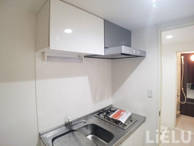 キッチン　同シリーズ物件のモデルルームになります※現況優先