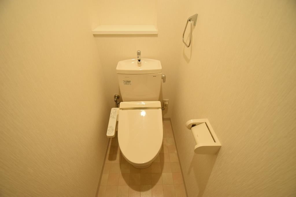 トイレ　シャワー付トイレ