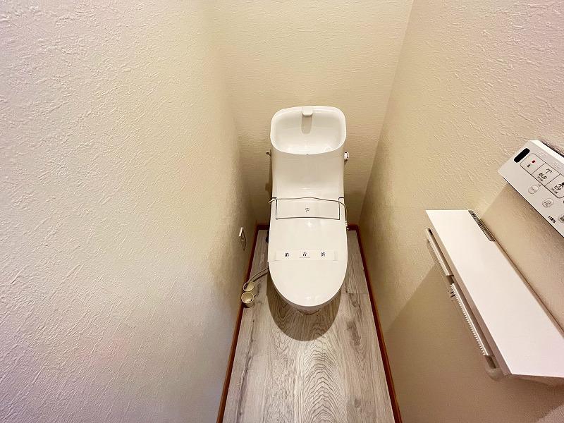 トイレ　トイレ