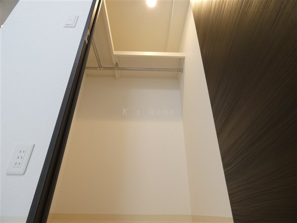 収納　ウォークインクローゼット