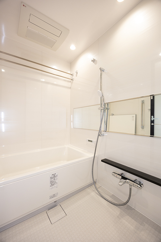 バス・シャワールーム　バス※別部屋参考写真