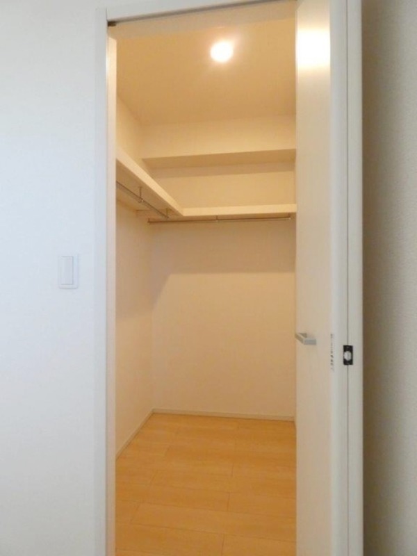 収納　図面と現状に相違がある場合には現状を優先