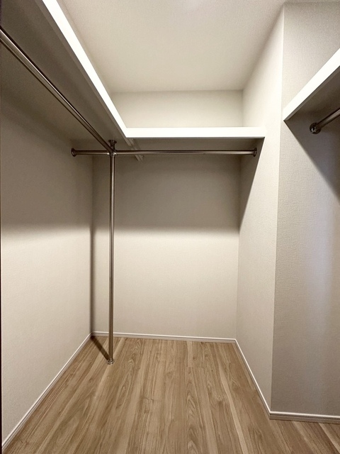 収納　ウォークインクローゼット