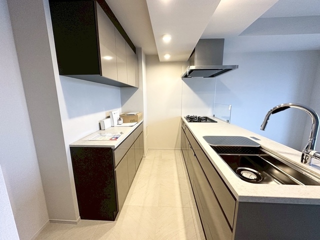 キッチン　対面式カウンターキッチン