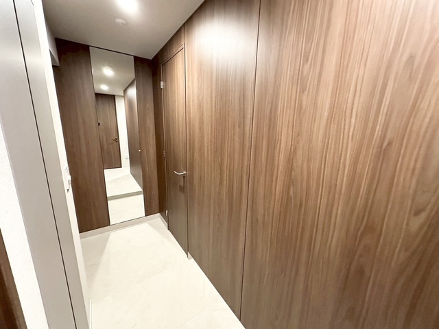 玄関　シューズインクローゼット有り