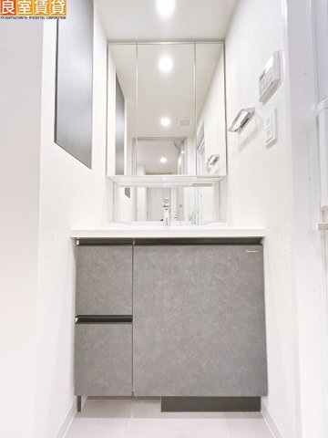 洗面設備　洗髪洗面化粧台