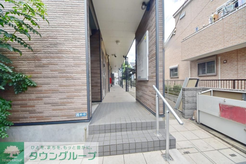 エントランス　★見学希望等はタウンハウジング湘南台店までお気軽に♪★